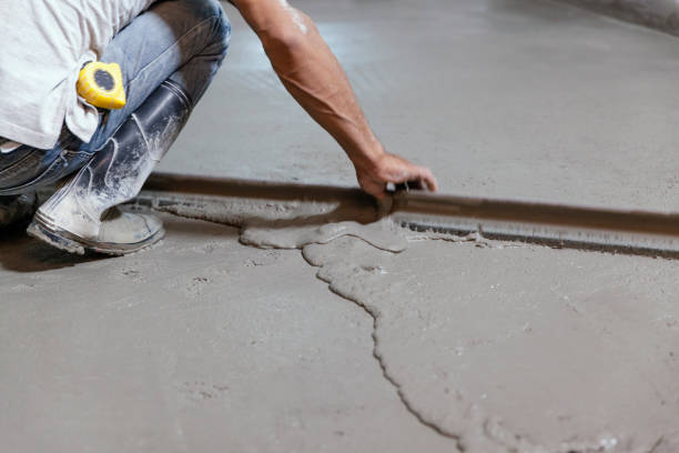 Best Concrete Sidewalk Installation  in Rhinelander, WI